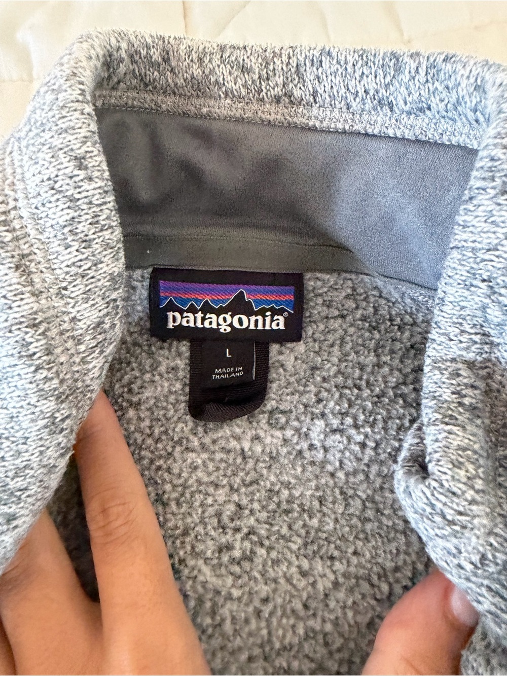Patagonia Men’s Heather Gray Quarter-Zip Fleece Pullover - Picture 2 of 2
